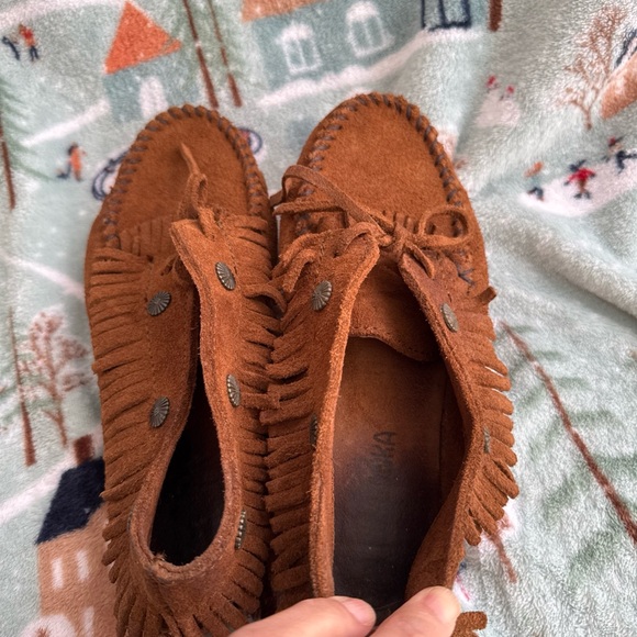 Minnetonka Brown Suede Moccasins - Picture 3 of 14